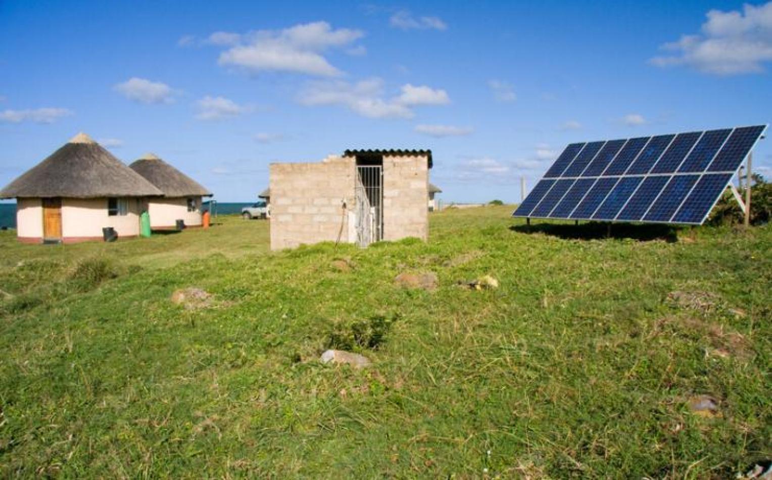 Saubere Energie aus Sonne und Wind für Afrika